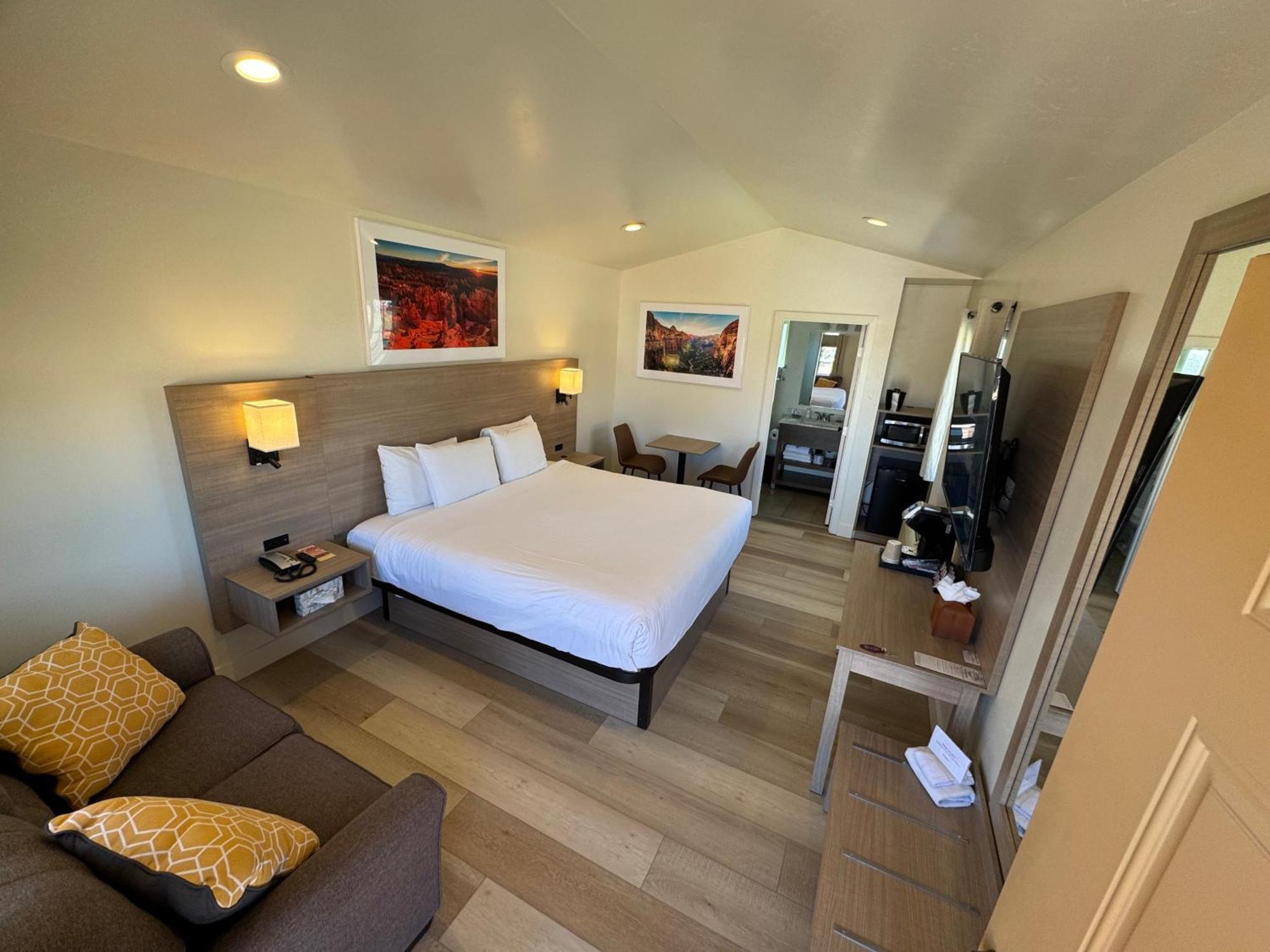 Mountain Ridge Cabins & Lodging Between Bryce And Zion National Park Хеч Екстериор снимка
